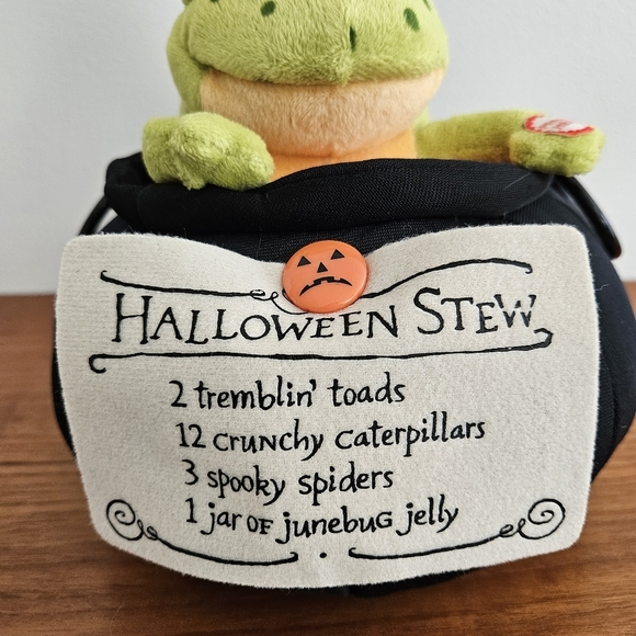 Hallmark Halloween Stew Decoration Singing Frogs in Pot Plush Battery OP Video - Picture 3 of 10
